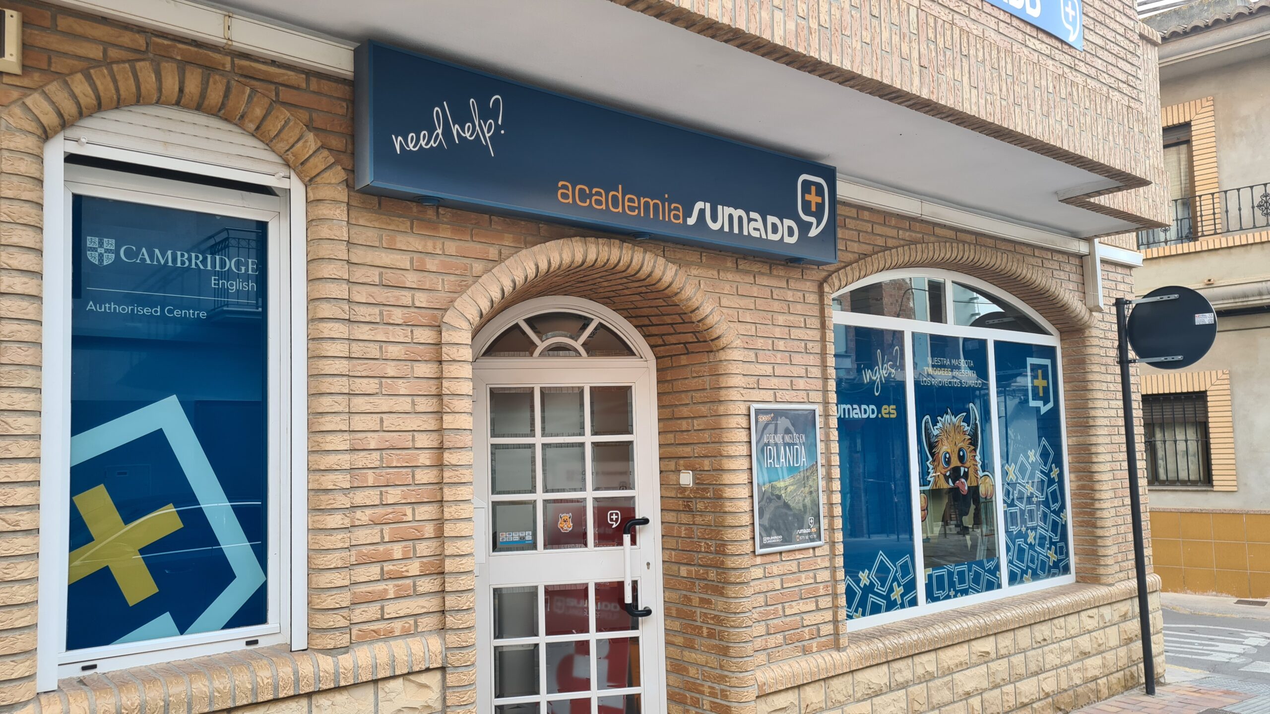 Academia Sumadd: Academias de inglés en la Pobla de Vallbona